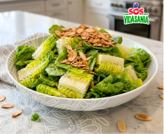 Ensalada Verde con Almendras Tostadas